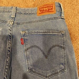 721 LEVIS High Rise Light Wash Skinny Jean